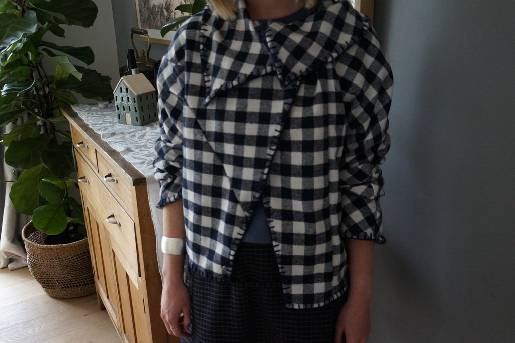 Bobby Jacket - Navy & White