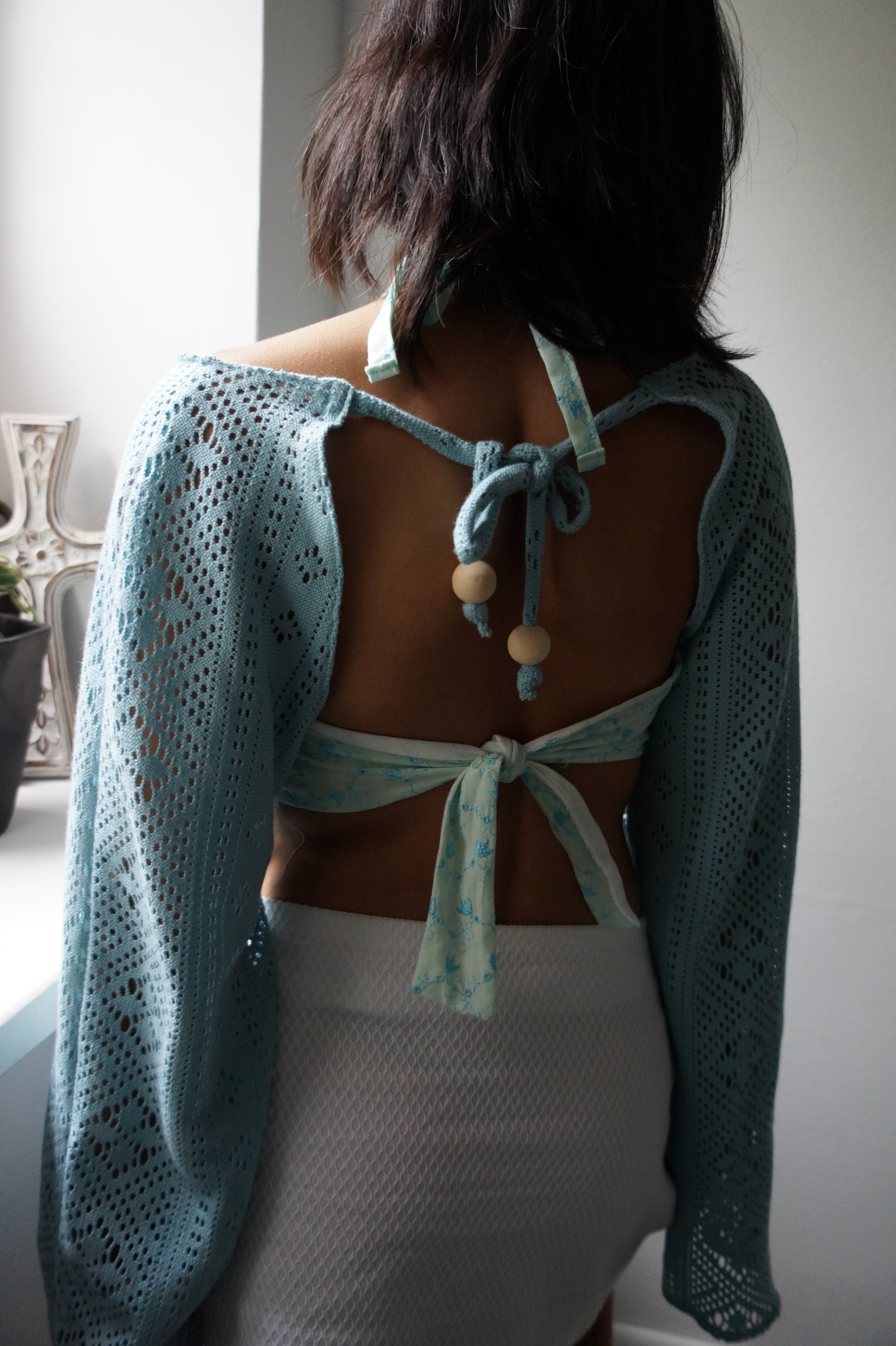 Suzie Backless Long Sleeve