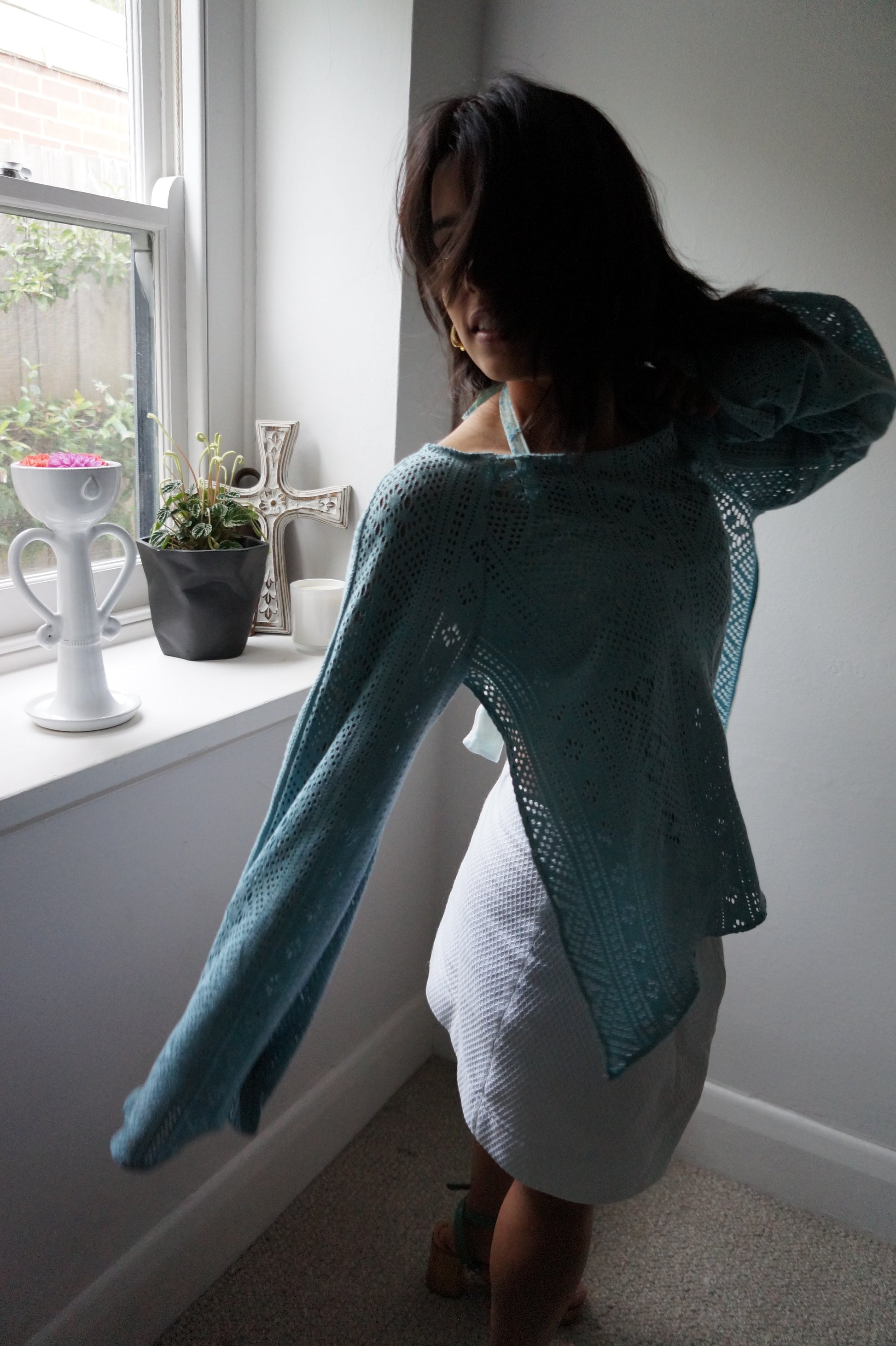 Suzie Backless Long Sleeve