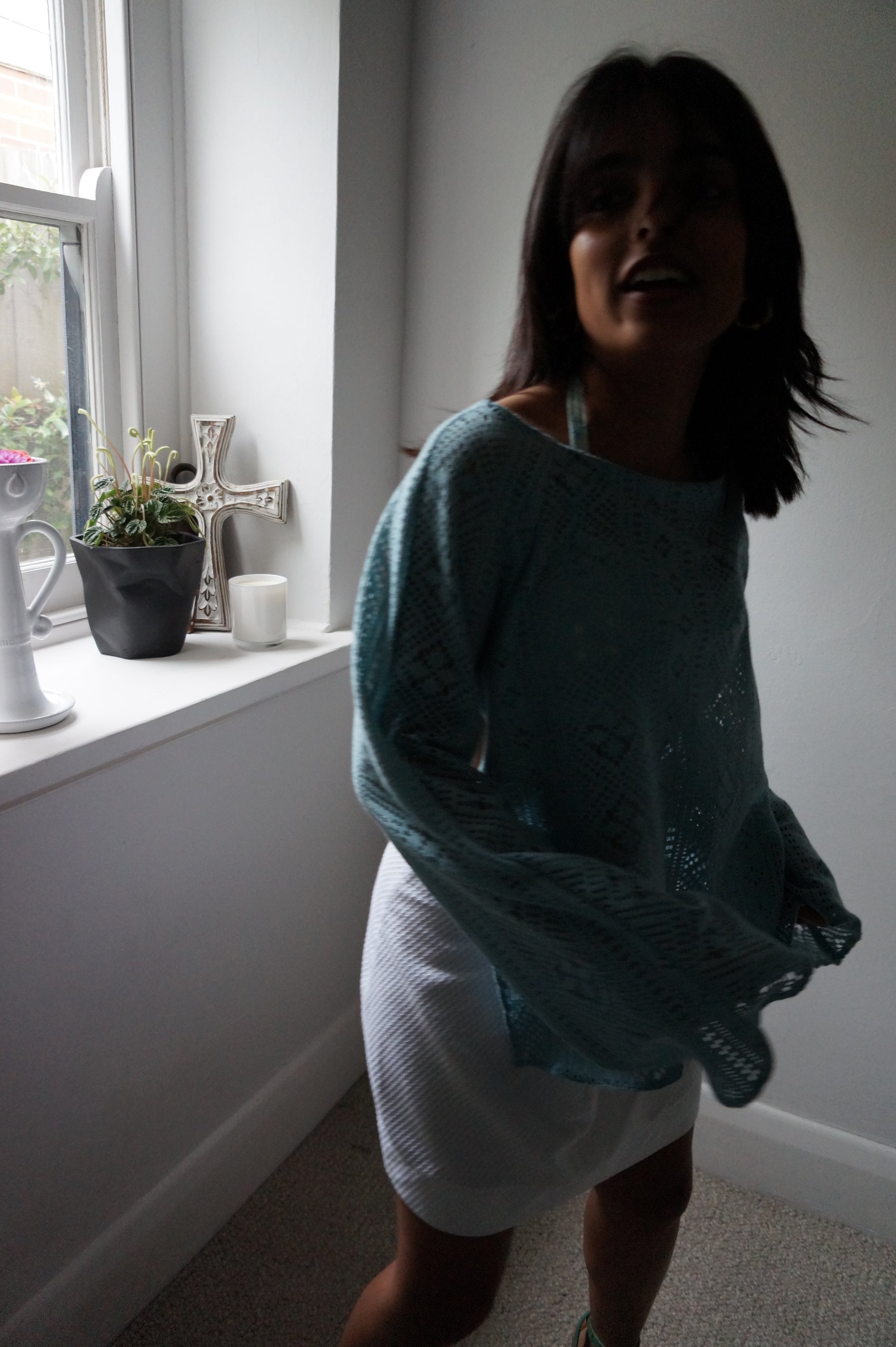 Suzie Backless Long Sleeve