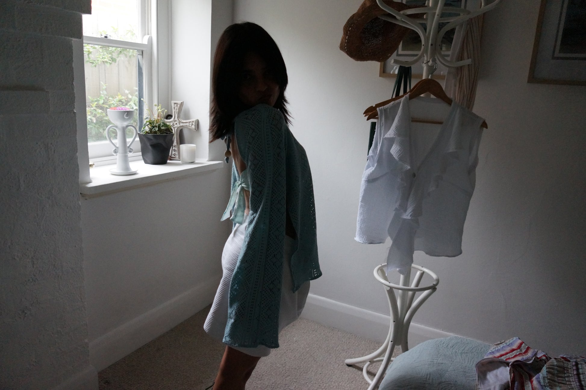 Suzie Backless Long Sleeve